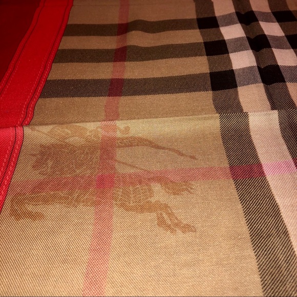 NWT Authentic Burberry Vintage Check Scarf - Picture 6 of 11